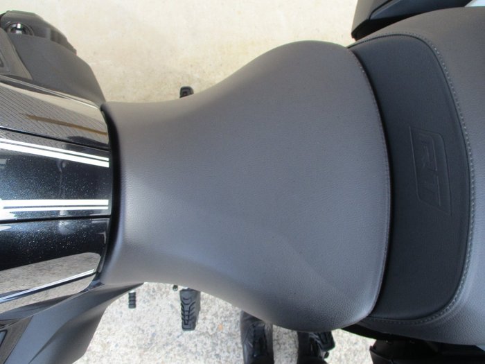 2024 BMW Motorrad R 1250 RT BLACK