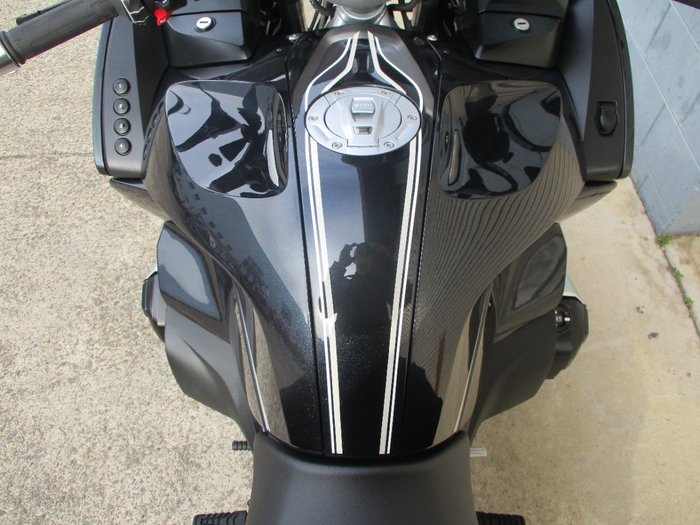 2024 BMW Motorrad R 1250 RT BLACK