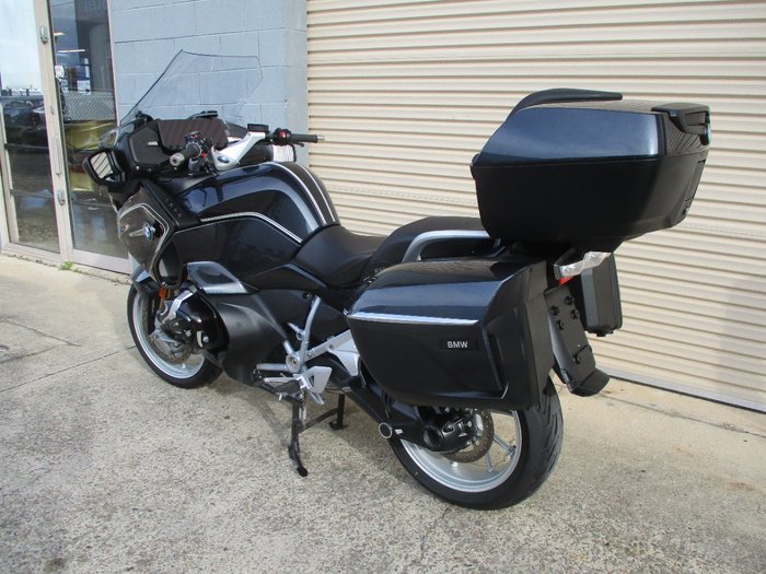 2024 BMW Motorrad R 1250 RT BLACK