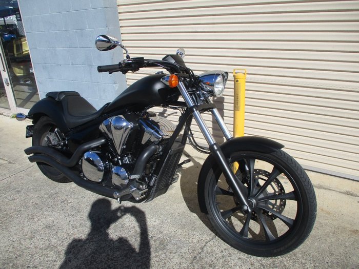 2016 Honda VT1300CXA ABS FURY RED