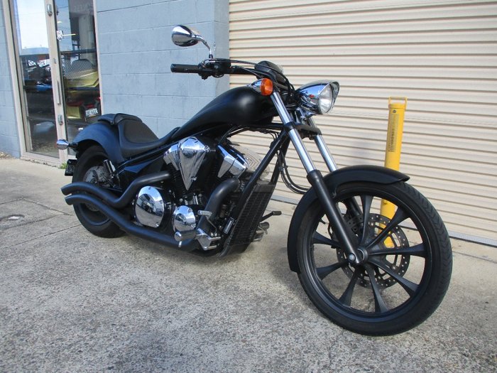 2016 Honda VT1300CXA ABS FURY RED