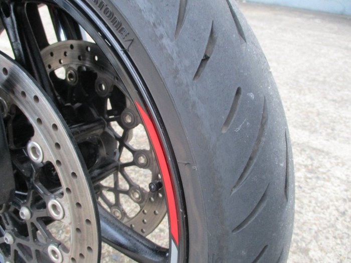 2016 Suzuki GSX-R1000 RED