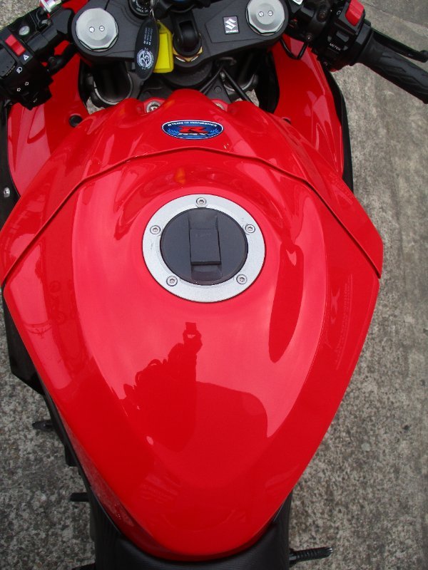 2016 Suzuki GSX-R1000 RED