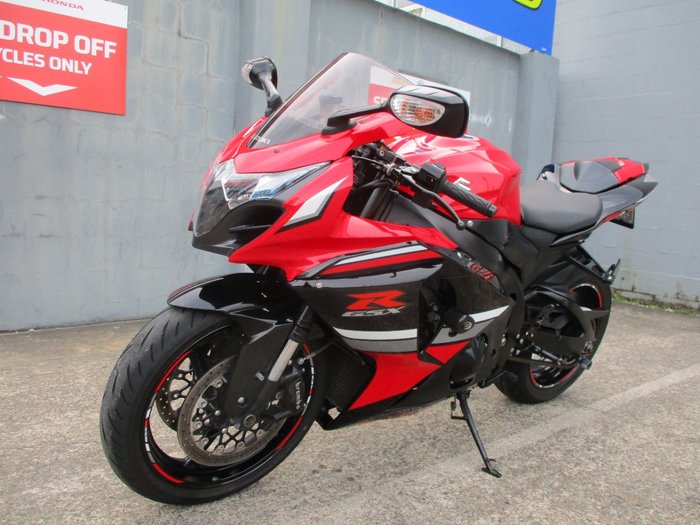 2016 Suzuki GSX-R1000 RED