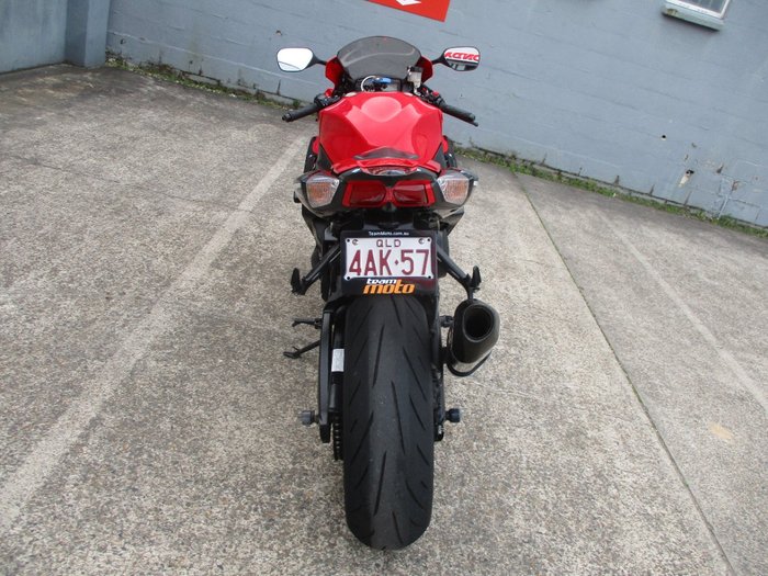 2016 Suzuki GSX-R1000 RED