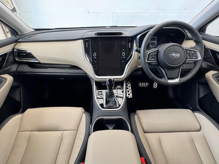 2024 Subaru Outback AWD Touring