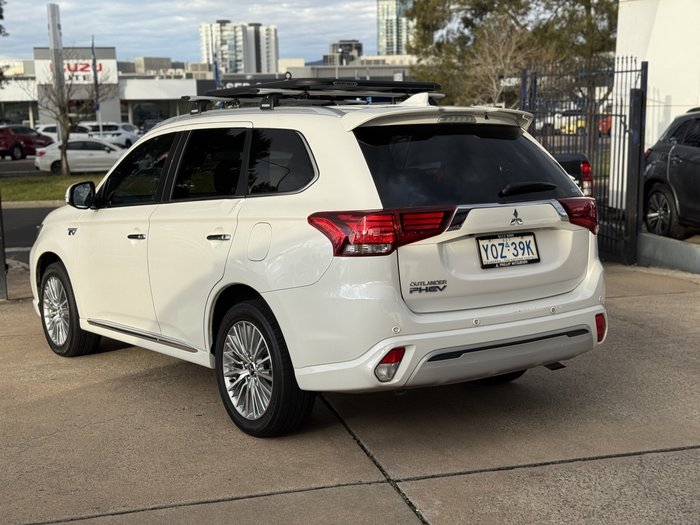 2021 Mitsubishi Outlander PHEV Exceed