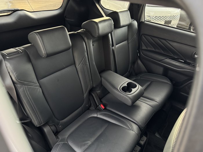 2021 Mitsubishi Outlander PHEV Exceed