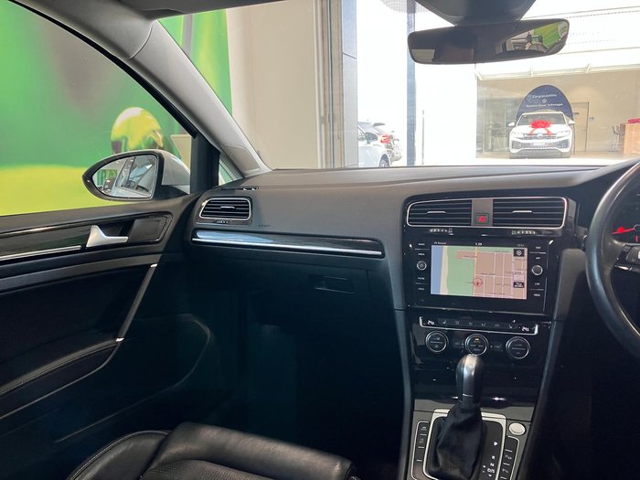 2019 Volkswagen Golf 110TSI Highline 7.5 MY19.5 Pure White