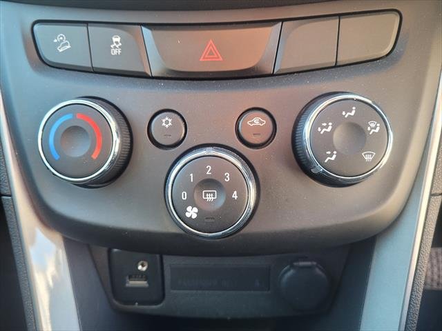 2017 Holden Trax LS TJ MY17 white