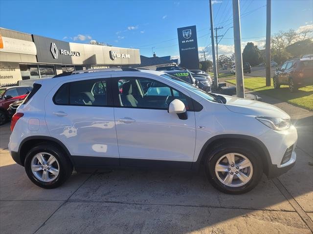 2017 Holden Trax LS TJ MY17 white