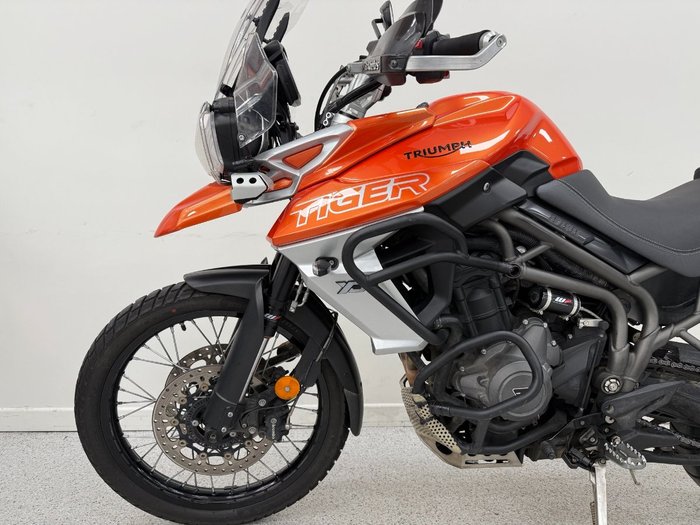 Triumph 2020 TRIUMPH 800CC TIGER 800XCA Orange