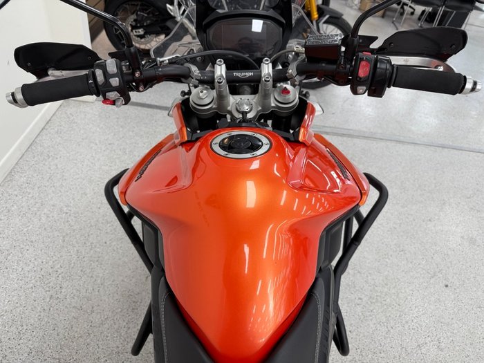 Triumph 2020 TRIUMPH 800CC TIGER 800XCA Orange
