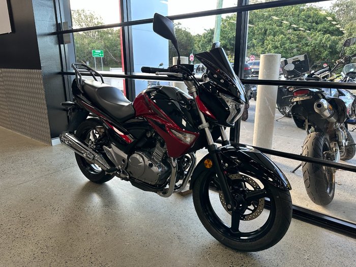 2015 Suzuki INAZUMA 250 (GW250) RED