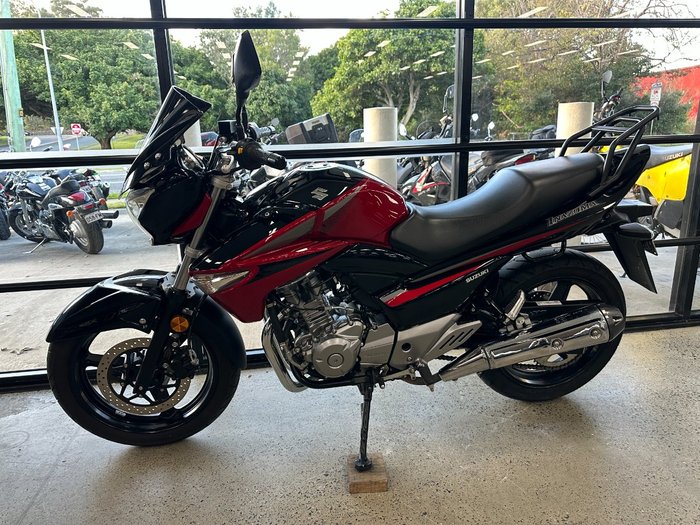2015 Suzuki INAZUMA 250 (GW250) RED