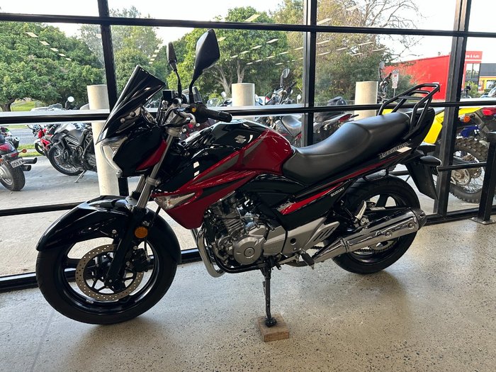 2015 Suzuki INAZUMA 250 (GW250) RED