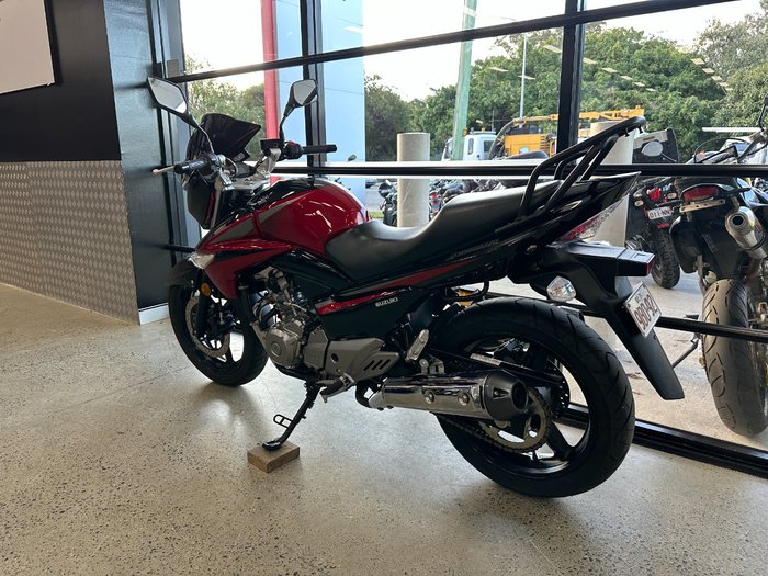2015 Suzuki INAZUMA 250 (GW250) RED