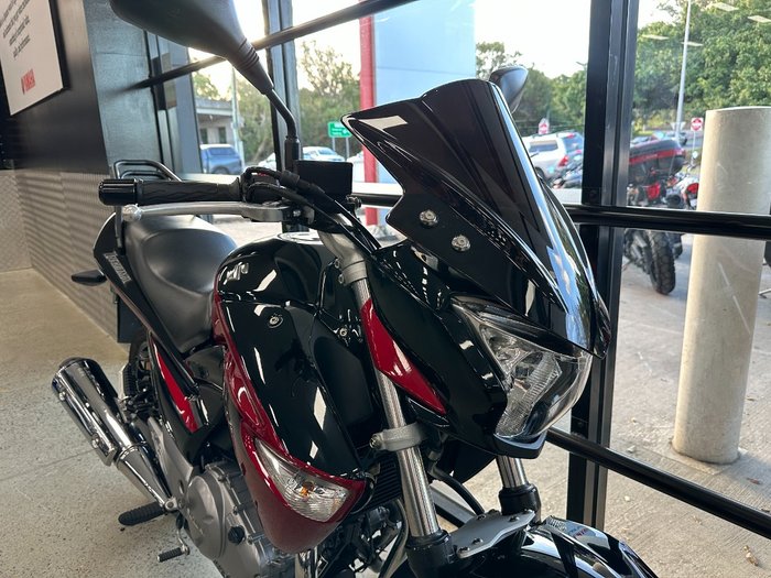 2015 Suzuki INAZUMA 250 (GW250) RED