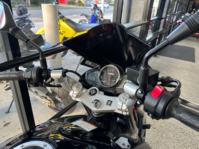 2015 Suzuki INAZUMA 250 (GW250) RED