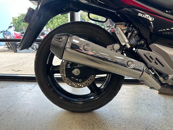 2015 Suzuki INAZUMA 250 (GW250) RED