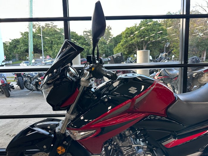 2015 Suzuki INAZUMA 250 (GW250) RED
