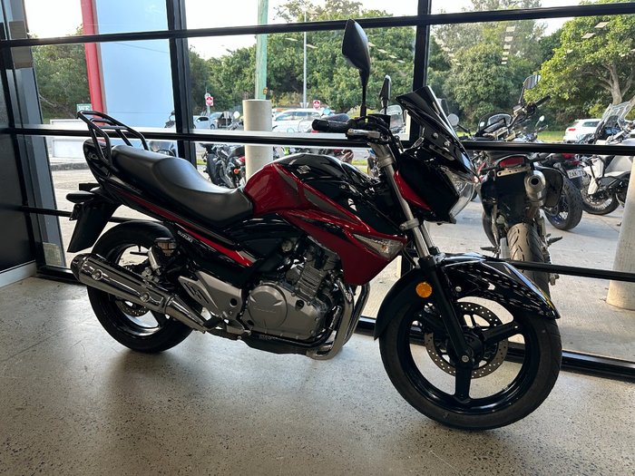 2015 Suzuki INAZUMA 250 (GW250) RED