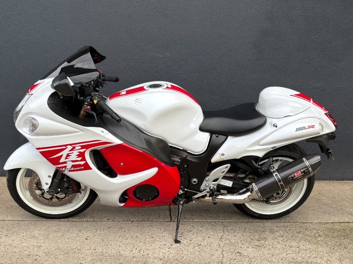 2017 Suzuki GSX1300RA (HAYABUSA) WHITE