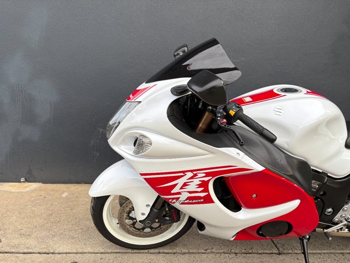 2017 Suzuki GSX1300RA (HAYABUSA) WHITE