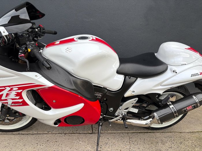 2017 Suzuki GSX1300RA (HAYABUSA) WHITE