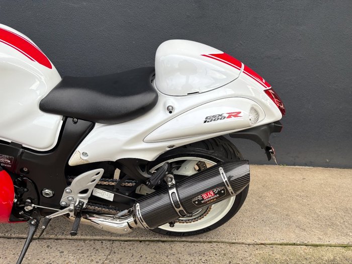 2017 Suzuki GSX1300RA (HAYABUSA) WHITE