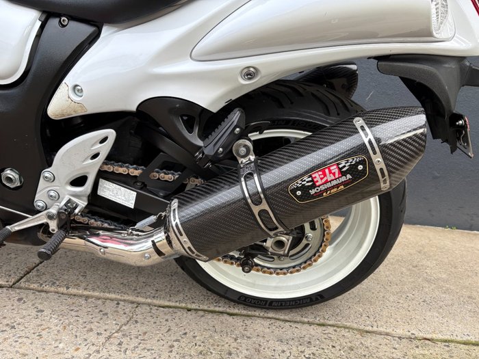 2017 Suzuki GSX1300RA (HAYABUSA) WHITE