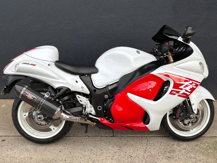 2017 Suzuki GSX1300RA (HAYABUSA) WHITE