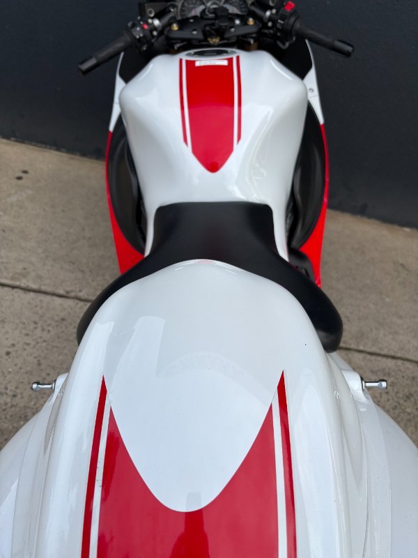2017 Suzuki GSX1300RA (HAYABUSA) WHITE