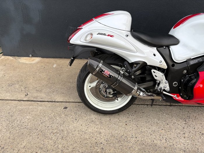 2017 Suzuki GSX1300RA (HAYABUSA) WHITE