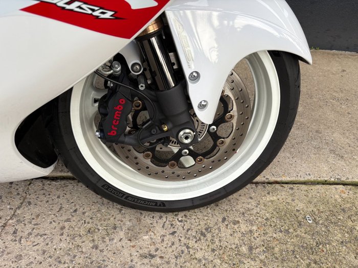 2017 Suzuki GSX1300RA (HAYABUSA) WHITE