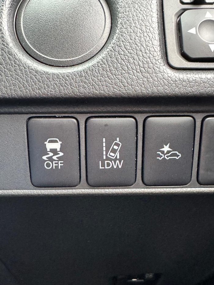 2021 Mitsubishi Triton GLX-R MR MY22 4x2 White