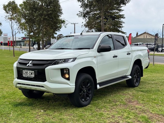 2021 Mitsubishi Triton GLX-R MR MY22 4x2 White