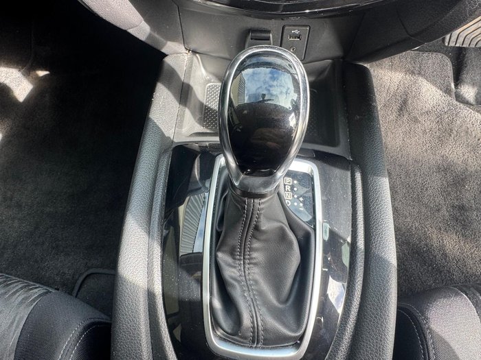 2017 Nissan X-TRAIL ST