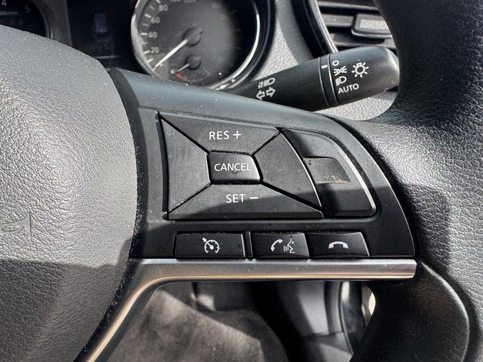 2017 Nissan X-TRAIL ST