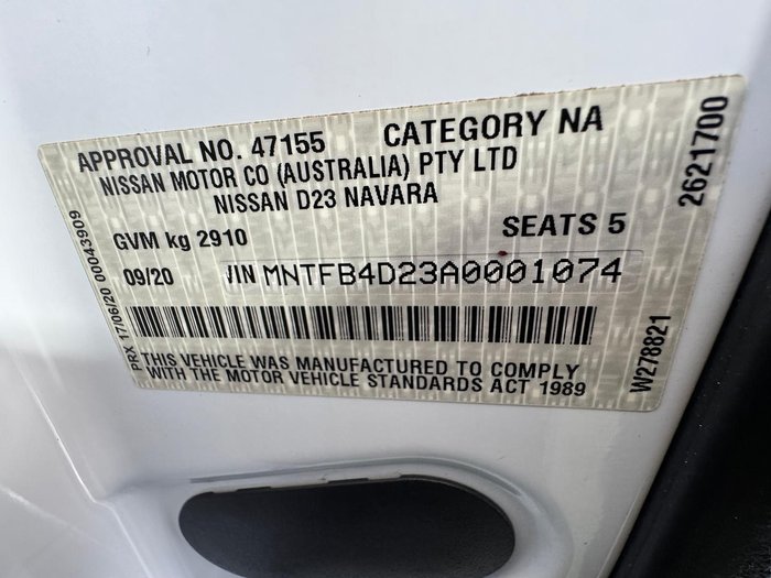 2020 Nissan Navara RX