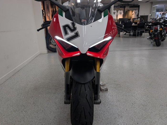 2023 DUCATI PANIGALE V2 BAYLISS 20TH ANNIV Red