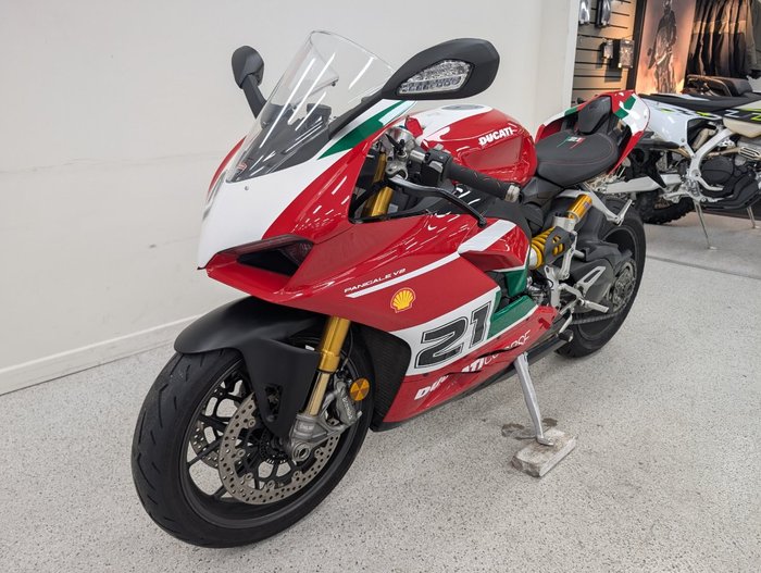 2023 DUCATI PANIGALE V2 BAYLISS 20TH ANNIV Red