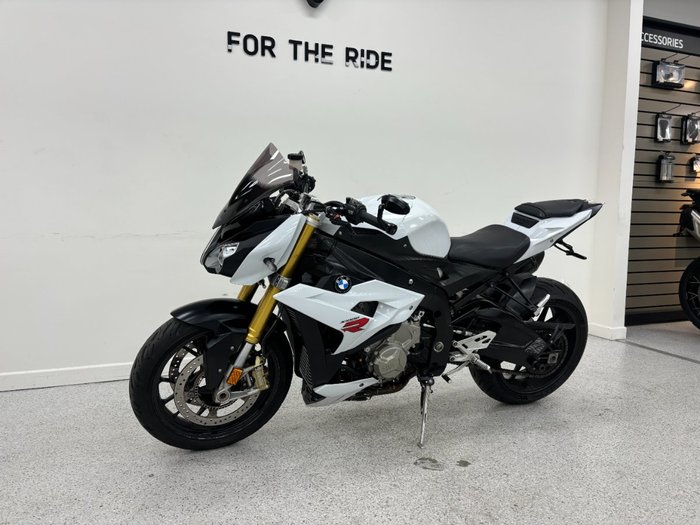 2016 BMW Motorrad S 1000 R White