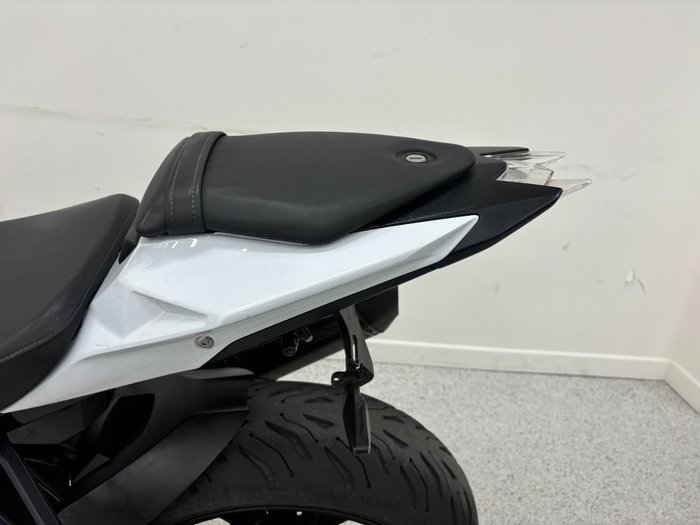 2016 BMW Motorrad S 1000 R White