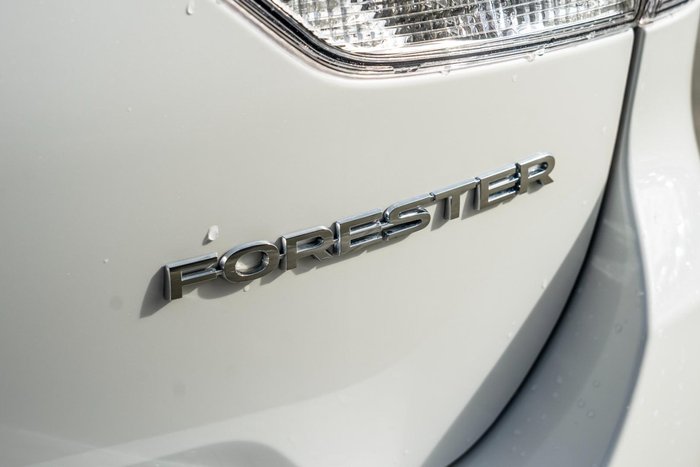 2025 Subaru Forester 2.5i Luxury Special Edition S5 MY24 AWD Crystal White