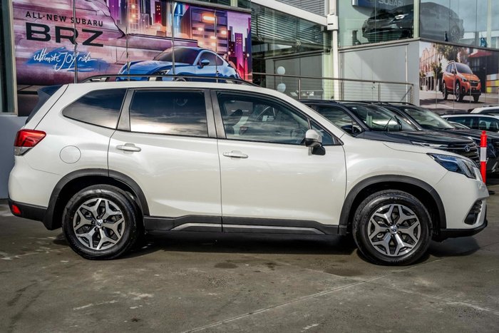2025 Subaru Forester 2.5i Luxury Special Edition S5 MY24 AWD Crystal White