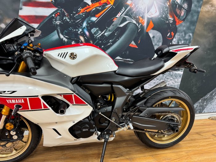2022 Yamaha YZF-R7LAWGP 60TH ANNIV WHITE