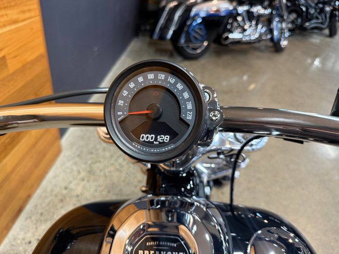 2025 Harley-davidson FXBR BREAKOUT (117) BLACK