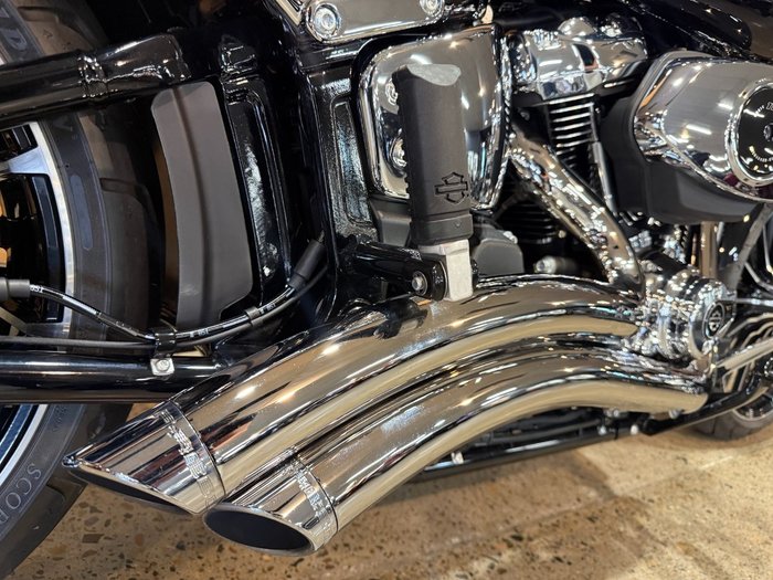 2025 Harley-davidson FXBR BREAKOUT (117) BLACK