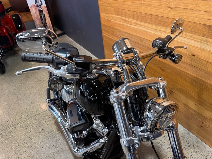 2025 Harley-davidson FXBR BREAKOUT (117) BLACK